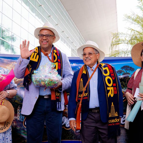 ECUADOR 2 3